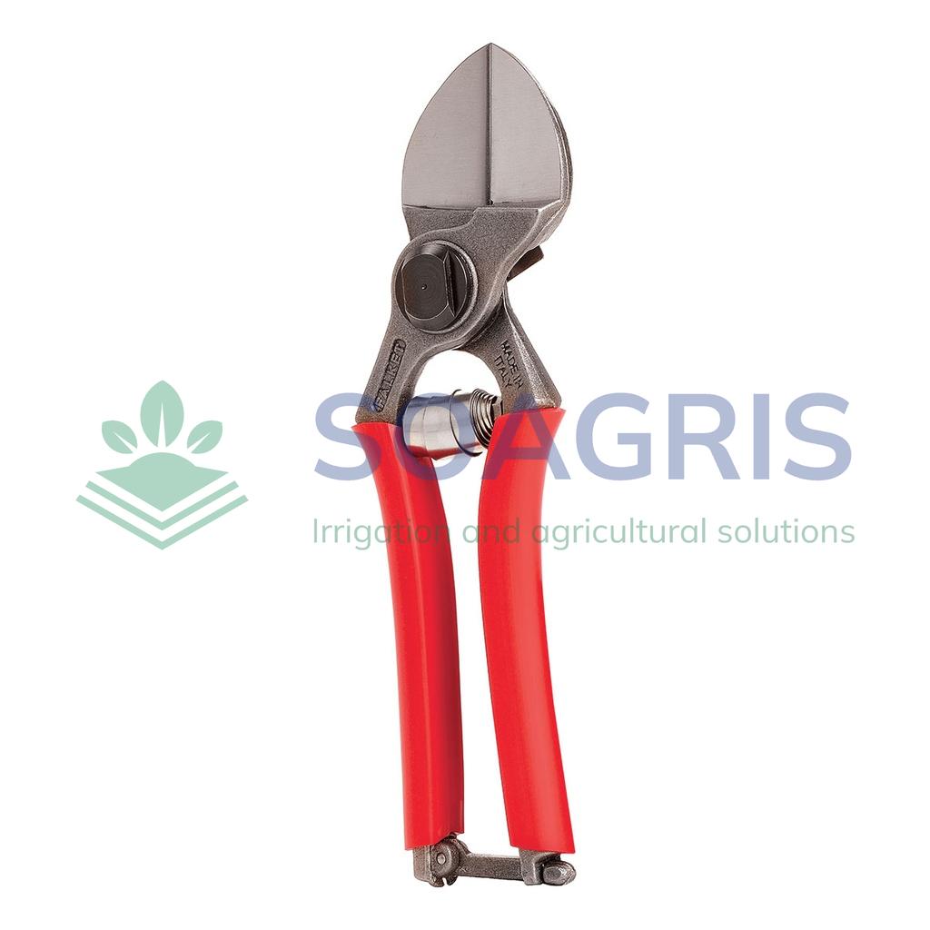 Double Cut Scissors With Out-Axis Fulcrum